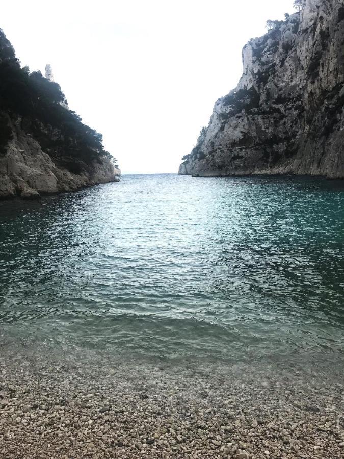 Le Sept Charmant Studio Aux Portes Des Calanques Cassis Esterno foto